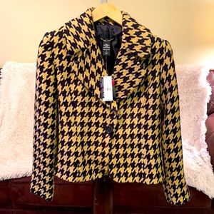 NWT! New York & Co. tailored suit jacket, black and camel color, size 8